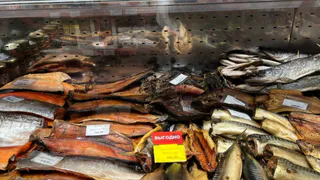 Эта рыба просто кишит 10-метровыми червями: а мы ее постоянно едим сами и даем детям