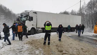 Появились фото с места массового ДТП на трассе М5 в Путятинском районе
