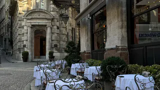 Пляжи совсем без людей и цены, как при  СССР: россияне открыли для себя новый курорт с голубым  морем