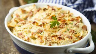 Запеканка из цветной капусты и сыра: легкий и вкуснейший ужин отлично подойдет для худеющих