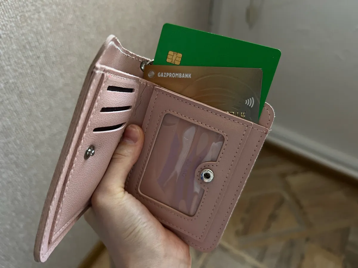 Со следующего месяца: Сбербанк предупредил всех владельцев карт о важных изменениях