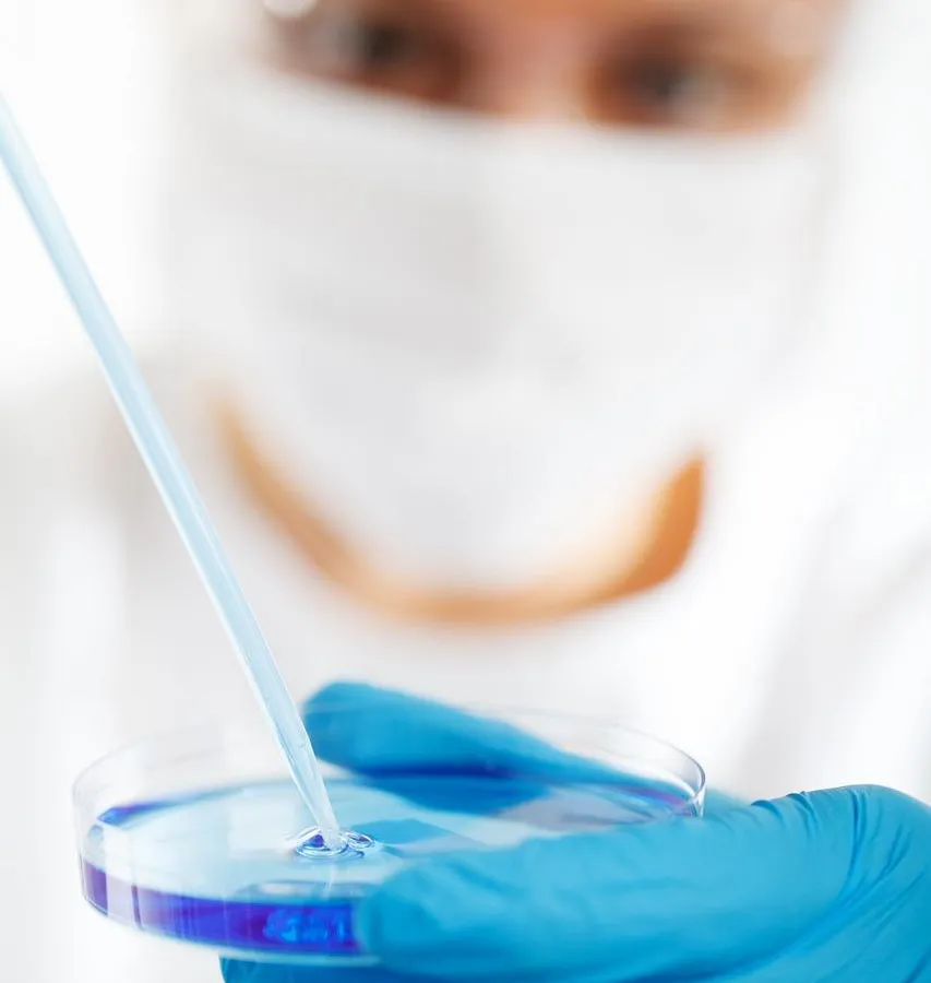 Эксперты рассказали, какие признаки предупреждают о развитии рака груди