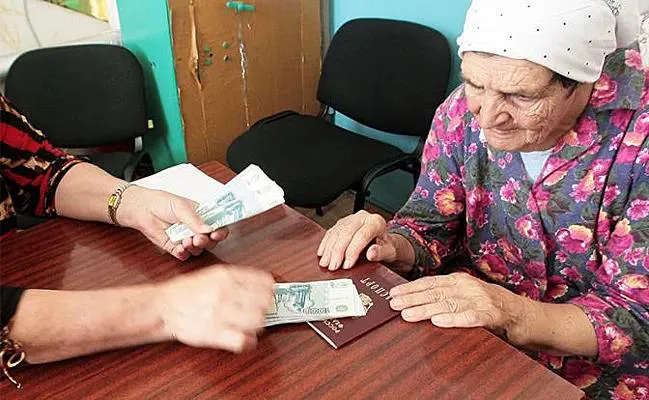 Россиянам напомнили о назначении пенсии при отсутствии официальной работы