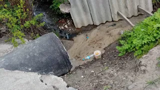 Житель Бежицкого района жалуется на некачественный ремонт, из-за которого размывает его дом
