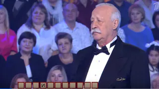 Что скрывает доброе шоу: за кулисами «Поля чудес» (16+) давка, ругань и драки за еду