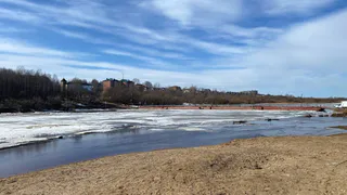 В Коми УАЗ провалился под лёд