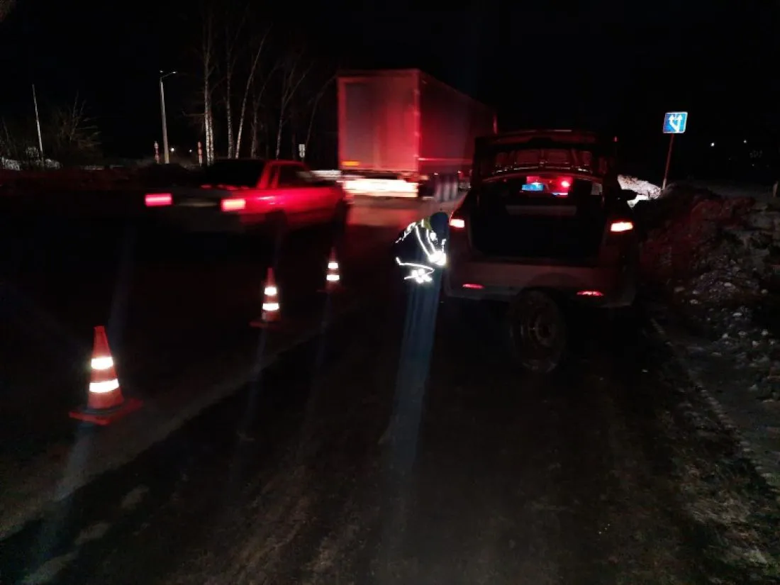 Под Пензой сотрудники ГАИ помогли попавшим в трудные ситуации водителям