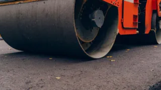 На ремонт участков школ и детских садов Владимирской области было направлено 300 миллионов рублей