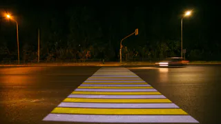 В Чебоксарах тестируют проекционный пешеходный переход на оживленной дороге