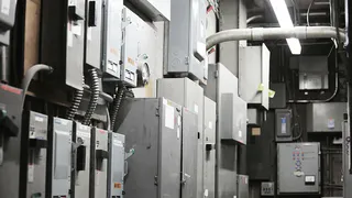 Нелегальный Майнинг в Абхазии: Как Крипто-«Пираты» Обесточивают Регион