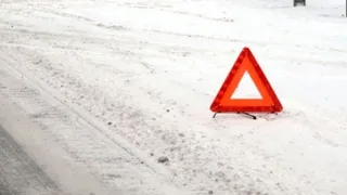 Под Почепом занесло фуру и BMW – ранена 18-летняя девушка