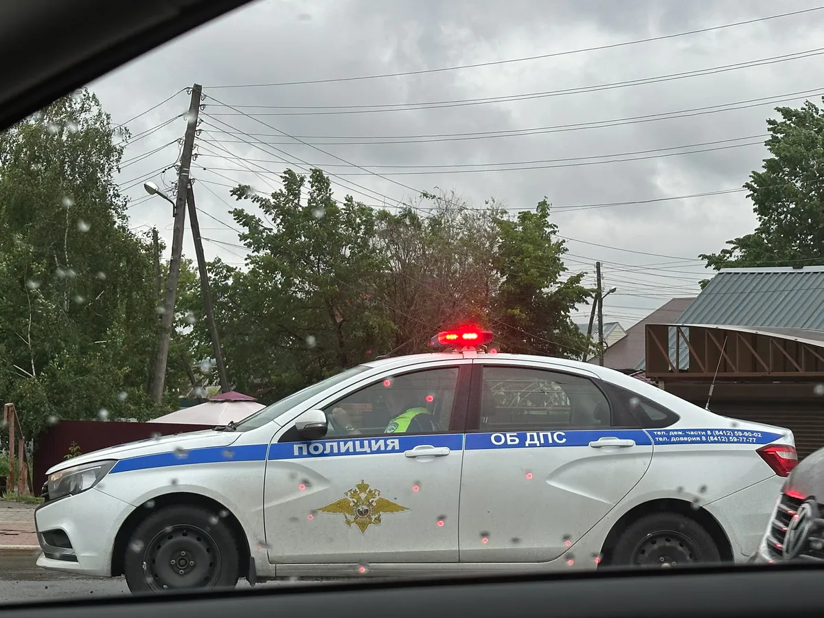 Всех водителей авто предупредили. С 16 июня начнут лишать прав за опущенные стекла - вводится новое строгое правило