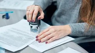 Некоторые услуги нотариусов заметно подешевеют