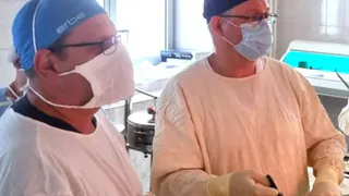 В Брянске провели уникальную операцию по удалению опухоли пищевода