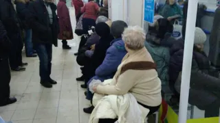Многочасовые очереди в КВЦ - рязанцы не выдерживают и уходят