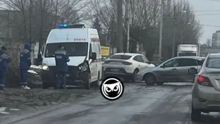 В Пензе произошло массовое ДТП с участием скорой помощи