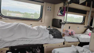 Беру 38-е место - в поезде еду как королева: бывалые путешественники неспроста выбирают боковушку у туалета