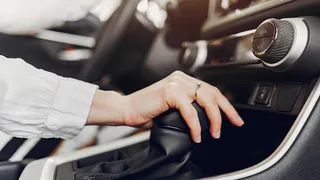 Приставы Владимирской области арестовали 13 автомобилей в ходе декабрьских рейдов