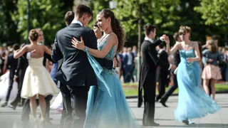 Роспотребнадзор высказался о проведении выпускных в Рязани в 2022 году