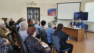 Руководство Гусь-Хрустального обсудило с пенсионерами проблемы ЖКХ и благоустройства