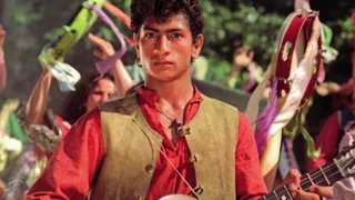 Как выглядит пожилой актер, сыгравший Яшку-цыгана в "Неуловимых мстителях"?