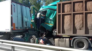 В Путятинском районе столкнулись две грузовые машины