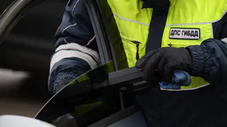 Рязанка заплатит штраф за тонировку машины