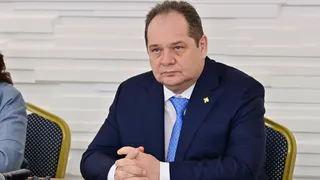 Глава Коми планирует вернуть постоянные точки входа на Маньпупунер 