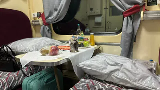 Выкупила купе в поезде, но мечта об уединении превратилась в поездку с сюрпризами: берите на заметку мой алгоритм действий