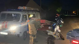 Спасатели эвакуируют мотоциклистов в Челябинской области