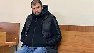 Челябинский дебошир, оскорбивший учительницу, отправится под арест на 14 суток