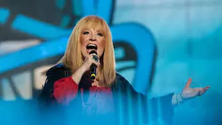 Пугачева объявила о разводе: «Остаемся близкими друзьями, потому что мы венчанны»