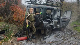 Поздравления с Днем Спасателя герой из Чувашии принимает на передовой в зоне СВО
