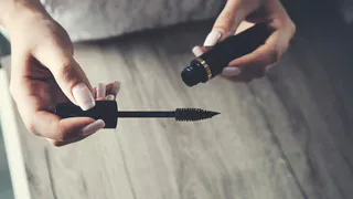 Засохшей старой тушью можно пользоваться еще долго: жизнь ей продлит один простой лайфхак