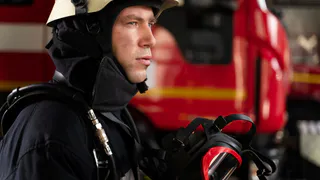 Челябинским спасателям повысят зарплаты на 20% с 1 января 2025 года