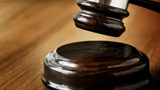 Житель Александровского района побил знакомого кирпичом из-за якобы украденных денег