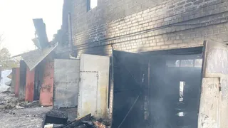 В Чувашии за сутки произошло три пожара, в одном из них сгорели две "Лады Приора"