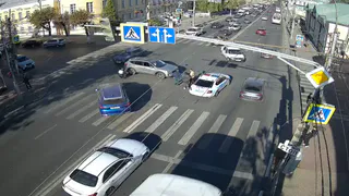 В центре Рязани легковушка сбила мотоциклиста