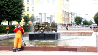 В Рязани начали запускать фонтаны