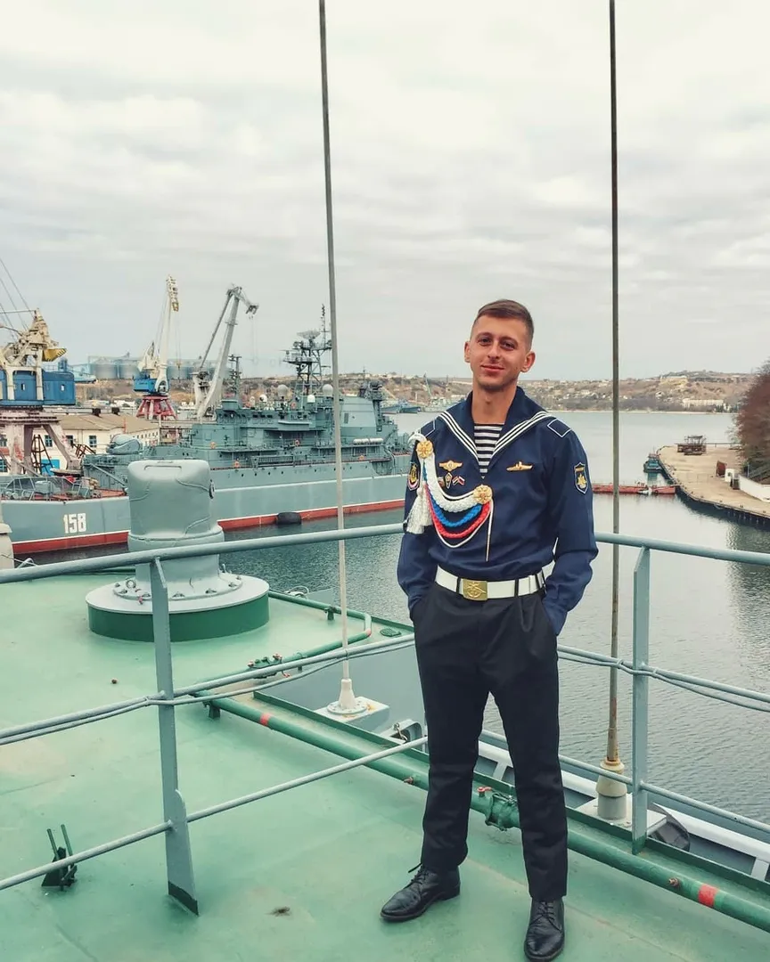 "Служба в армии - интересный опыт, через него действительно надо пройти" - только что вернувшийся на гражданку житель Рязани рассказал о своих первых впечатлениях