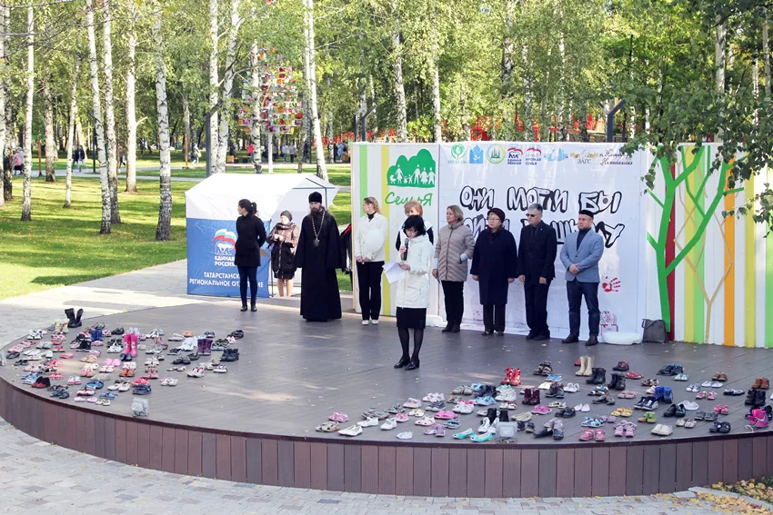 В Нижнекамске прошла акция «Они могли бы пойти в школу»