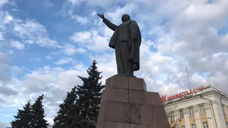 Будут ставить трибуны: остановку на площади Ленина перенесут