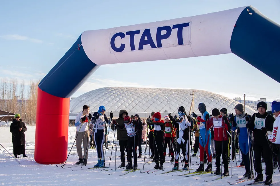 Жители Нижнекамска приняли участие в лыжных гонках