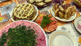 Что нельзя готовить на Новый год 2026 - год Лошади, а что должно быть на столе, чтобы привлечь удачу и счастье