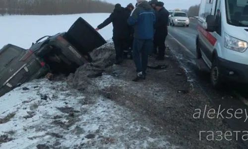 На трассе в Татарстане произошло страшное ДТП с участием трех автомобилей