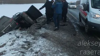 На трассе в Татарстане произошло страшное ДТП с участием трех автомобилей