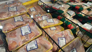 Сплошная химия вместо мяса: Роскачество выявило худший бренд филе цыпленка