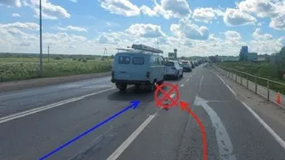 Автобус и грузовик попали в ДТП, не поделив дорогу в Коми