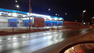 Из-за ночных морозов Михайловское шоссе превратилось в каток для автомобилистов