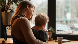 Владимирским работодателям компенсируют расходы на зарплату многодетным и одиноким родителям